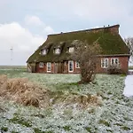 Am Halbmond 4 Apartman *